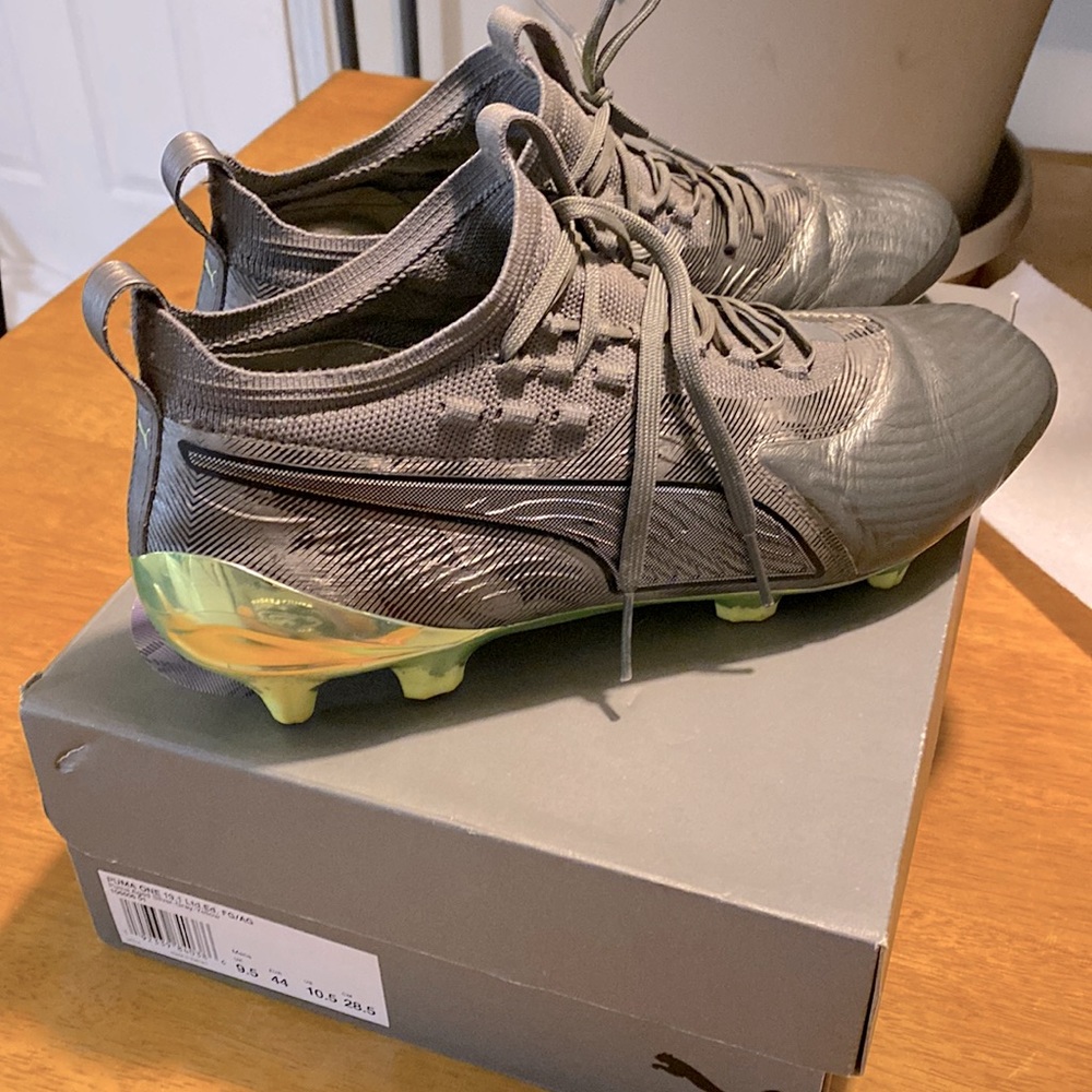 Puma One Limited Edition Pro Soccer Cleats